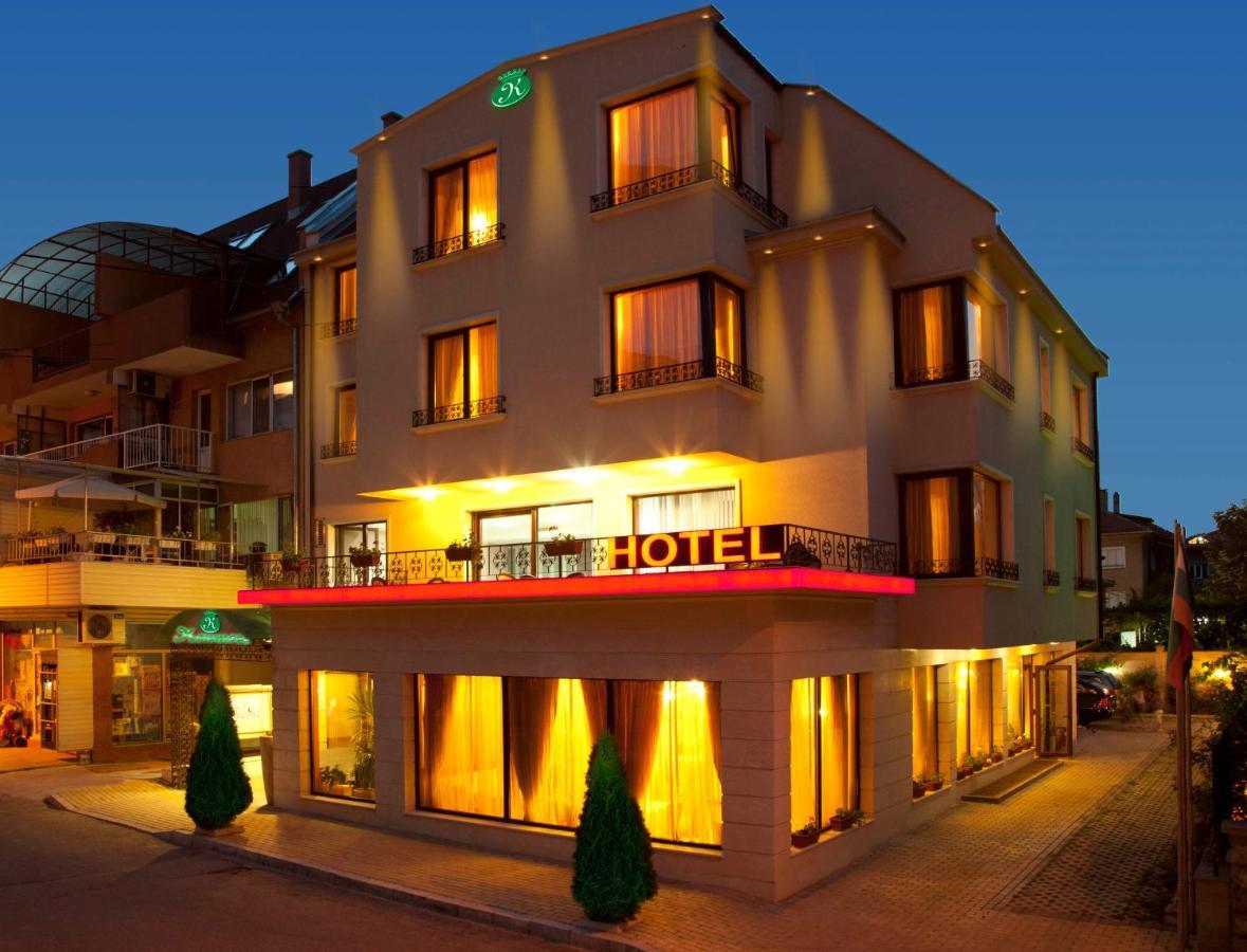 Contessa Hotel Shumen Bagian luar foto