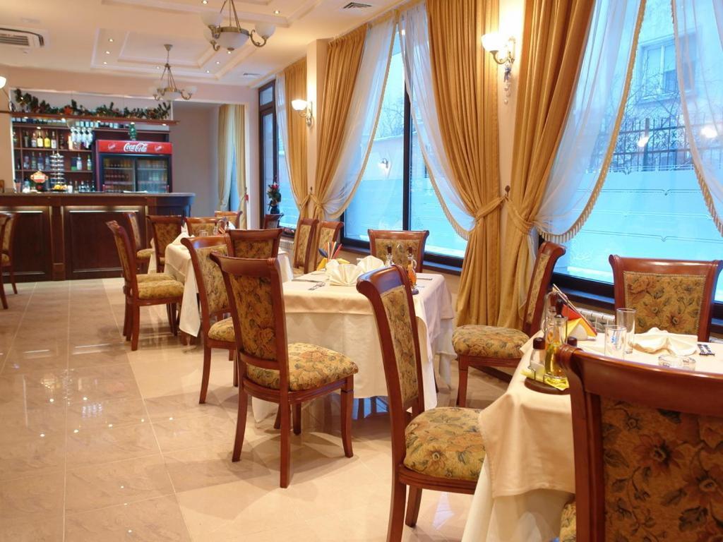 Contessa Hotel Shumen Bagian luar foto